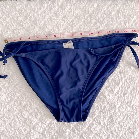 Old Navy Bikini Bottoms - Picture 2 of 5